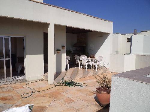COND. HORTO DE SANTO ANTÔNIO - COBERTURA - AU 140m²