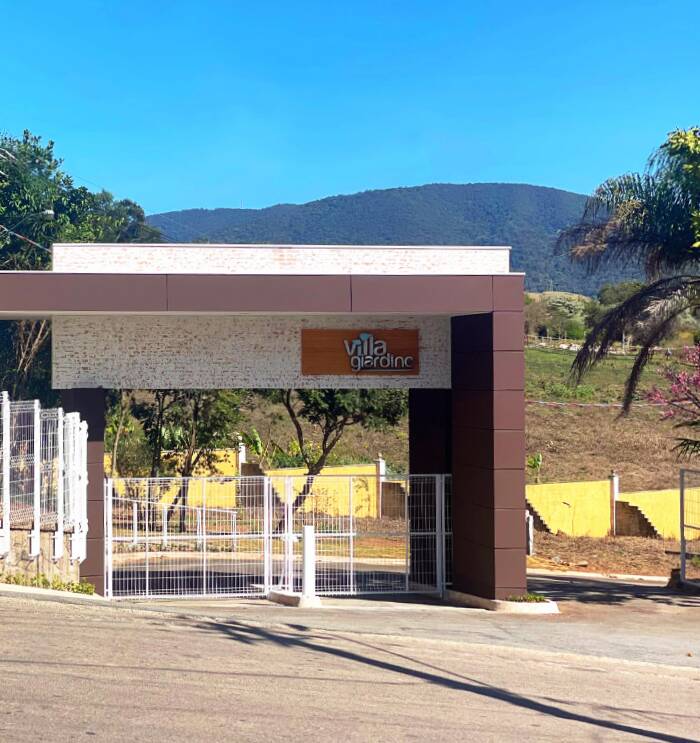 VILLA GIARDINO - CONDOMÍNIO FECHADO - PLANO - AT 225m²