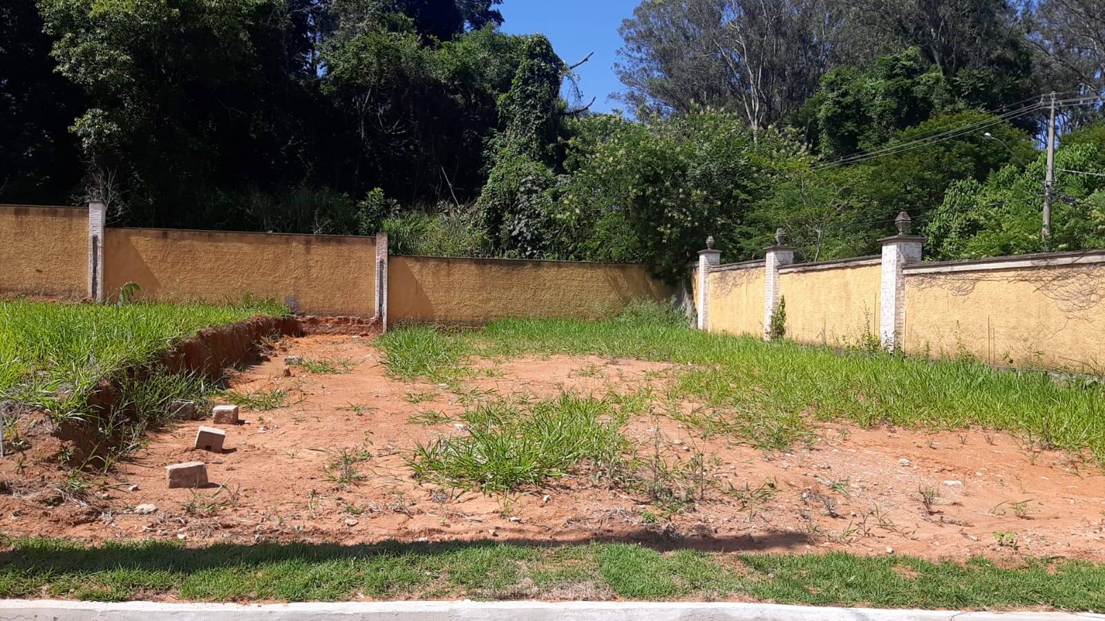 VILLA GIARDINO - CONDOMÍNIO FECHADO - PLANO - AT 225m²