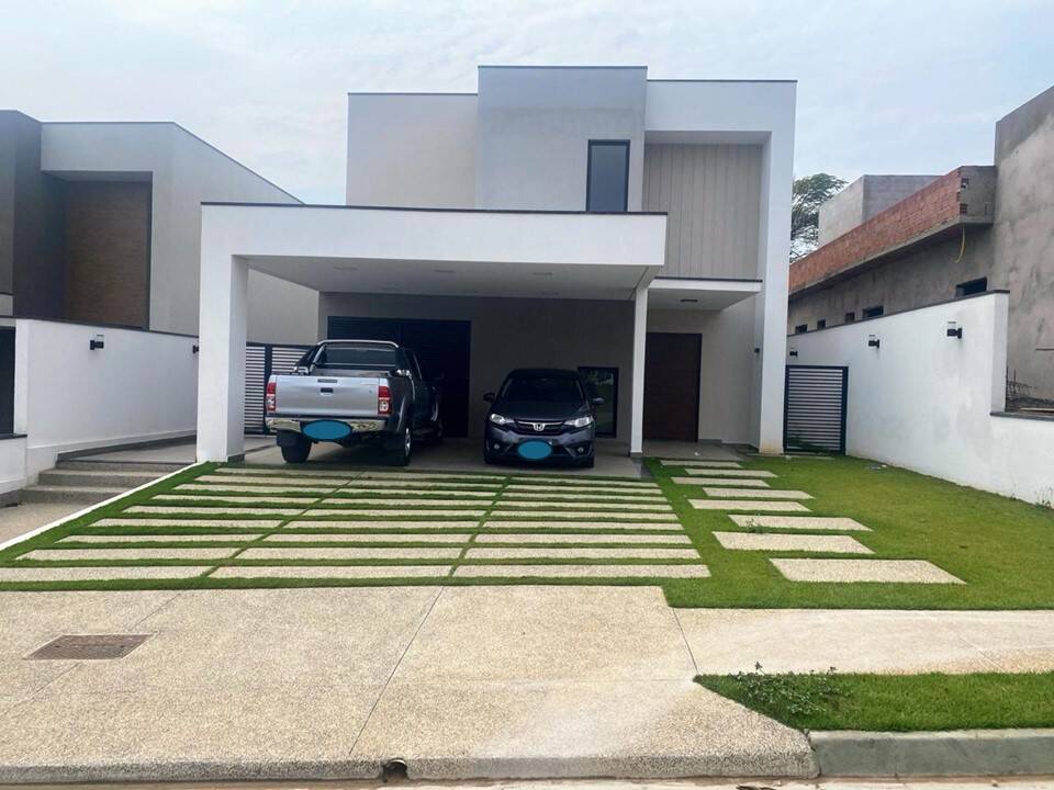 PARQUE DAS CAMÉLIAS - MEDEIROS - COND. FECHADO - AT 390m² - AC 235m²