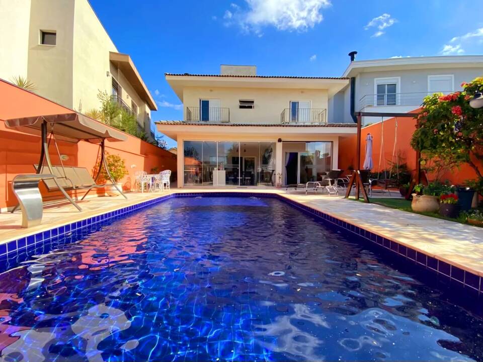 RESERVA DA SERRA - 5 DORMS. (4 SUÍTES) - 6 VAGAS - AT 521m² - AC 304m²