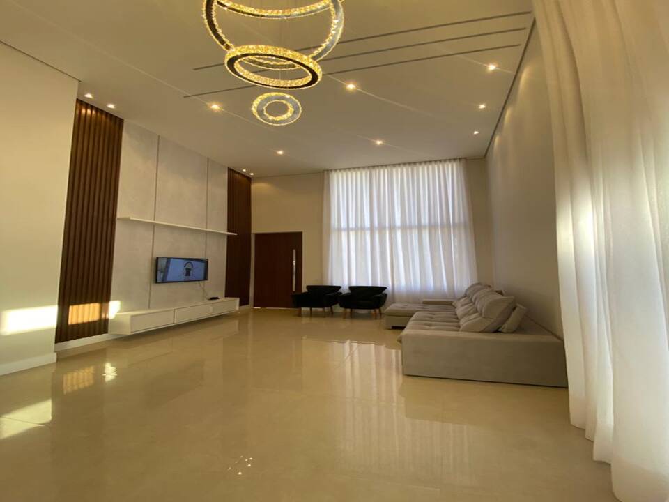 COND. BRISAS JUNDIAÍ - AT 360m² - AC 215m² - 3 SUÍTES - 4 VAGAS