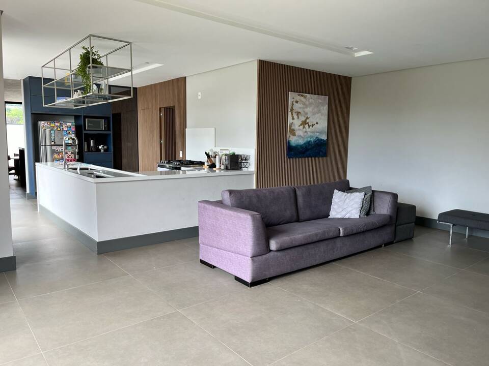 BRISAS JUNDIAÍ - MALOTA - AT 700m² - AC 290m² - 3 SUÍTES - 3 VAGAS