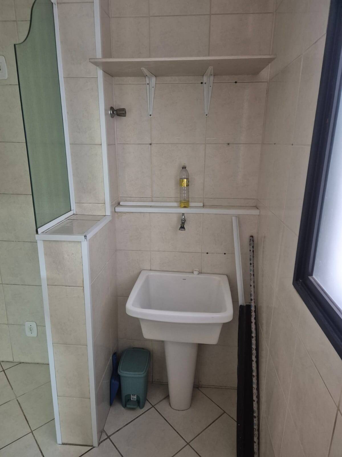 CHÁCARA DAS FLORES - JD. SAMAMBAIA - 2 DORMS. - 1 VAGA COBERTA - AU 57m²