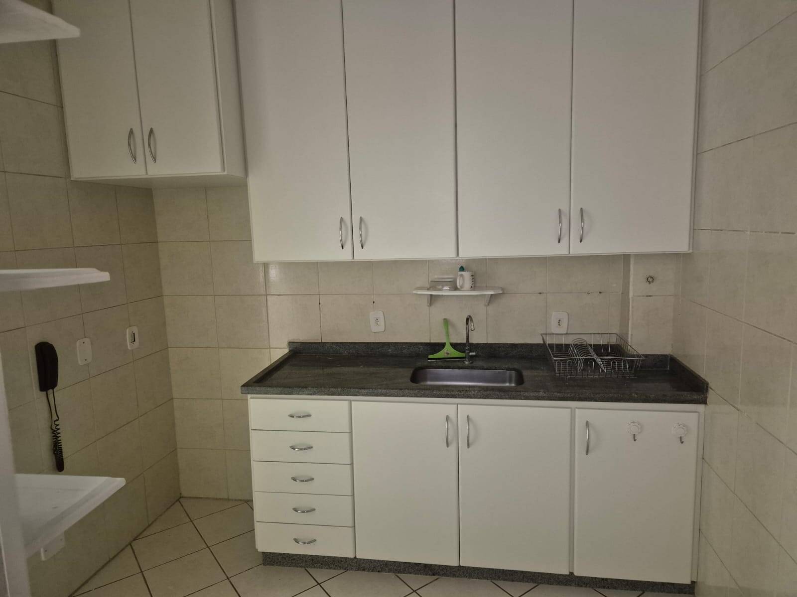 CHÁCARA DAS FLORES - JD. SAMAMBAIA - 2 DORMS. - 1 VAGA COBERTA - AU 57m²