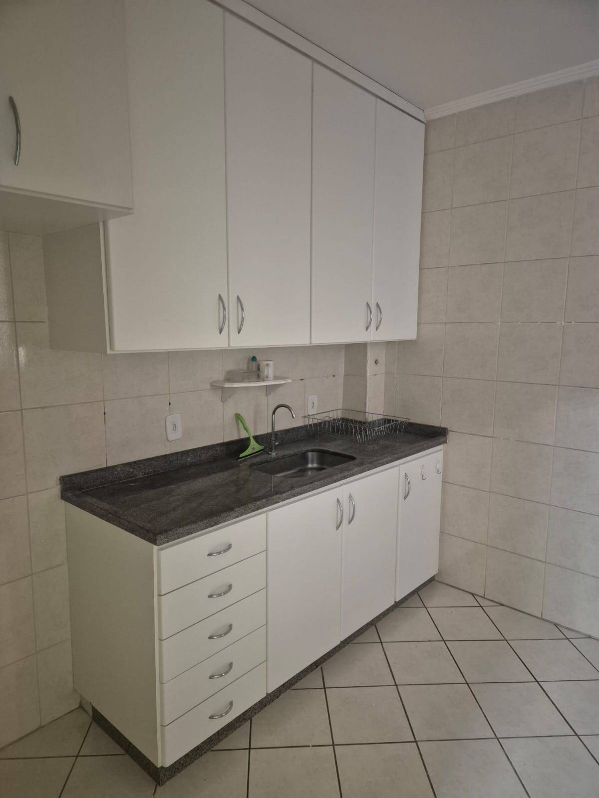 CHÁCARA DAS FLORES - JD. SAMAMBAIA - 2 DORMS. - 1 VAGA COBERTA - AU 57m²