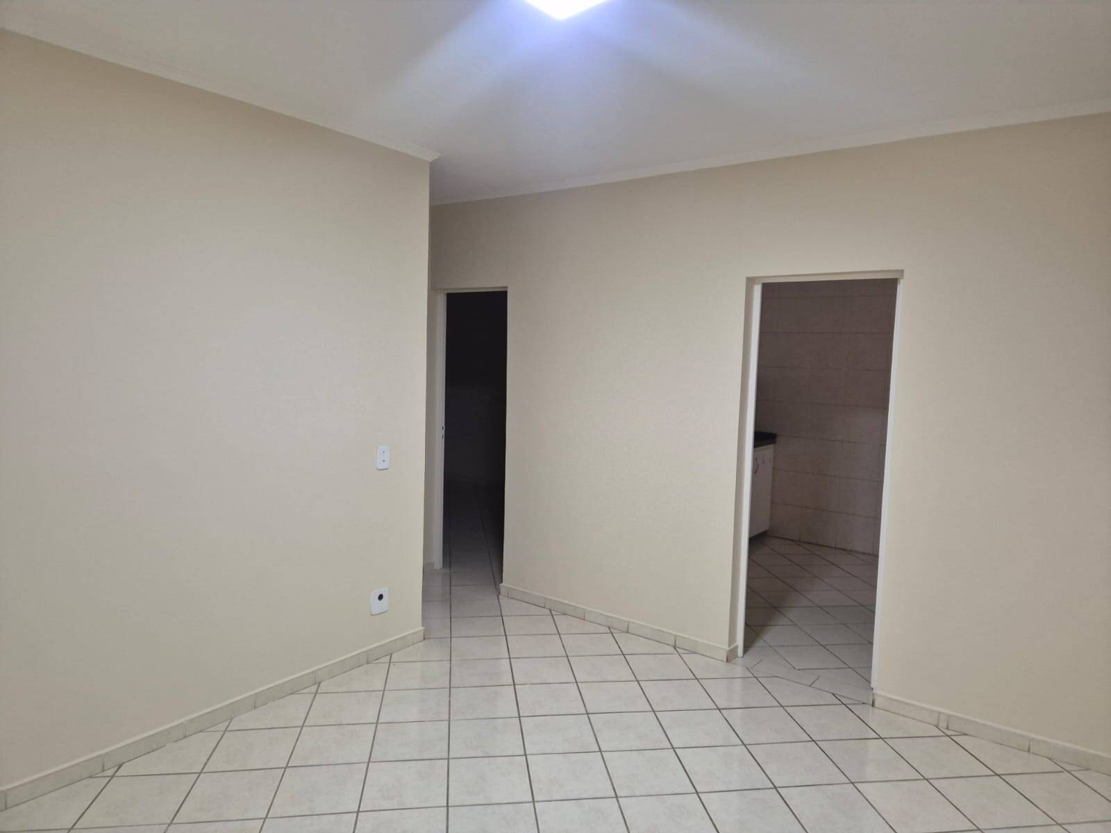 CHÁCARA DAS FLORES - JD. SAMAMBAIA - 2 DORMS. - 1 VAGA COBERTA - AU 57m²
