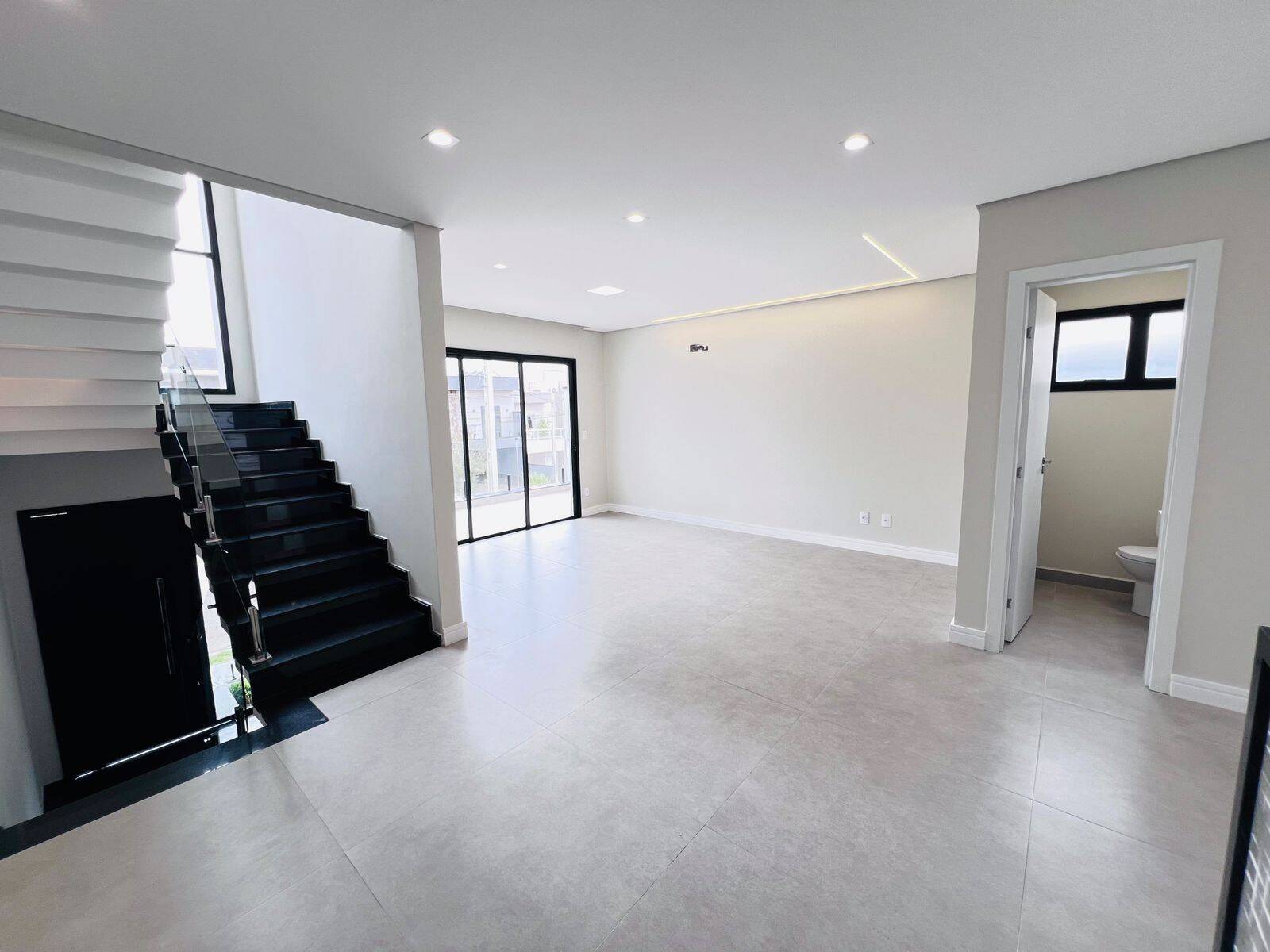 CONDOMÍNIO RESERVA DA MATA - AC 160m² - 3 DORMS. (SUÍTE) - 4 VAGAS