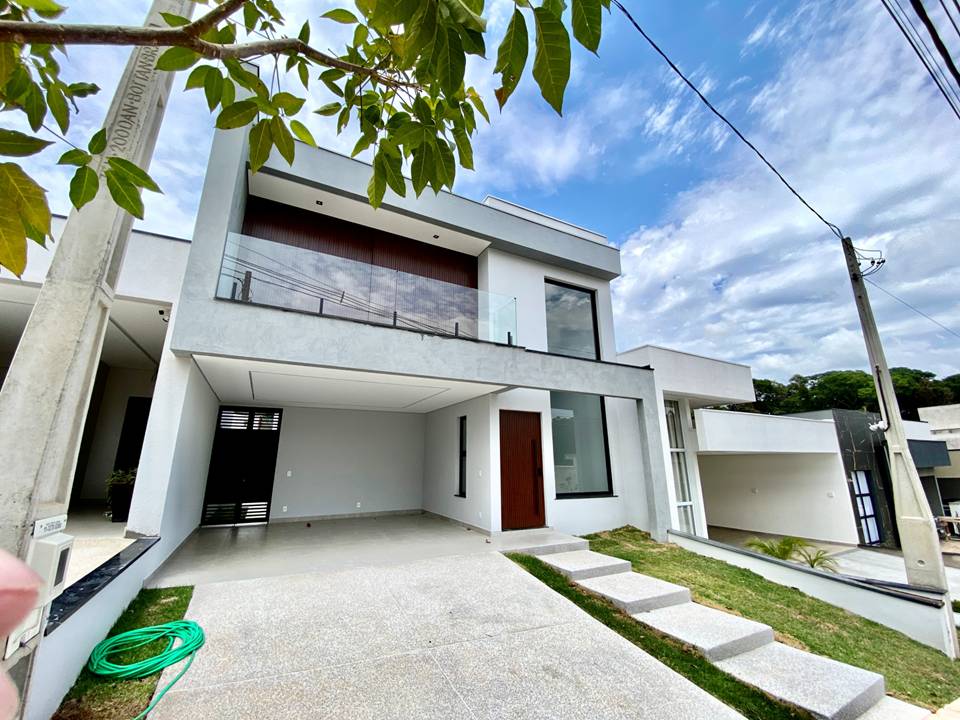 VILLA GIARDINO - QUINTA DAS VIDEIRAS - 3 SUÍTES - 2 VAGAS - AC 217m²