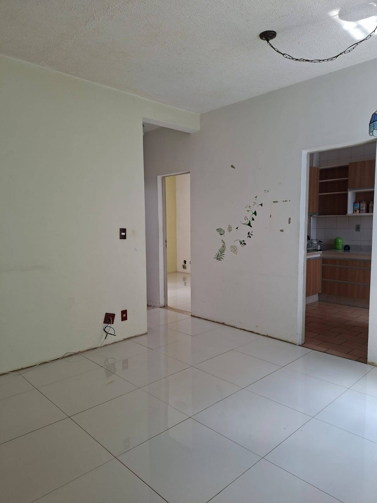 CHÁCARA DAS FLORES 1 - 2 DORMS. - AU 57m² - 1 VAGA
