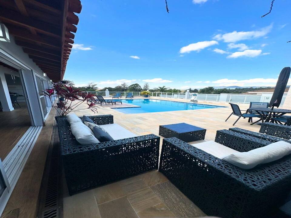 CONDOMÍNIO VIVENDA DO JAPI - JUNDIAÍ - AT 1.000m² - AC 435m²
