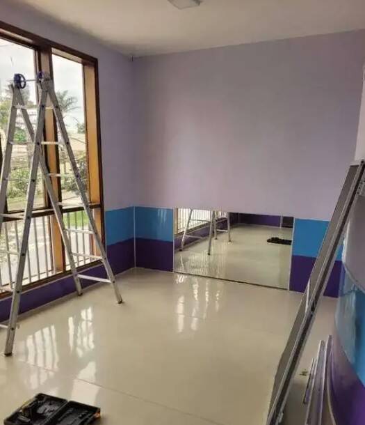 JARIDM ANA MARIA - AT 450m² - AC 311m² - 10 SALAS - 10 VAGAS