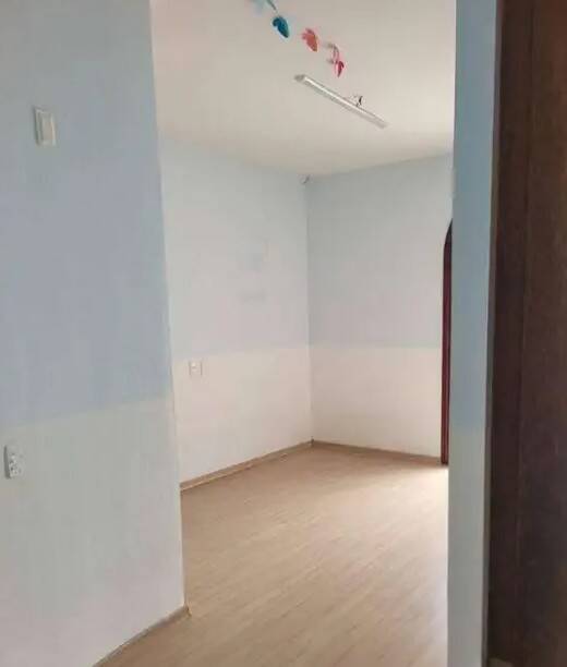 JARIDM ANA MARIA - AT 450m² - AC 311m² - 10 SALAS - 10 VAGAS