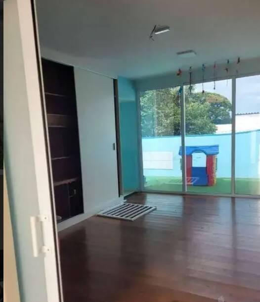 JARIDM ANA MARIA - AT 450m² - AC 311m² - 10 SALAS - 10 VAGAS