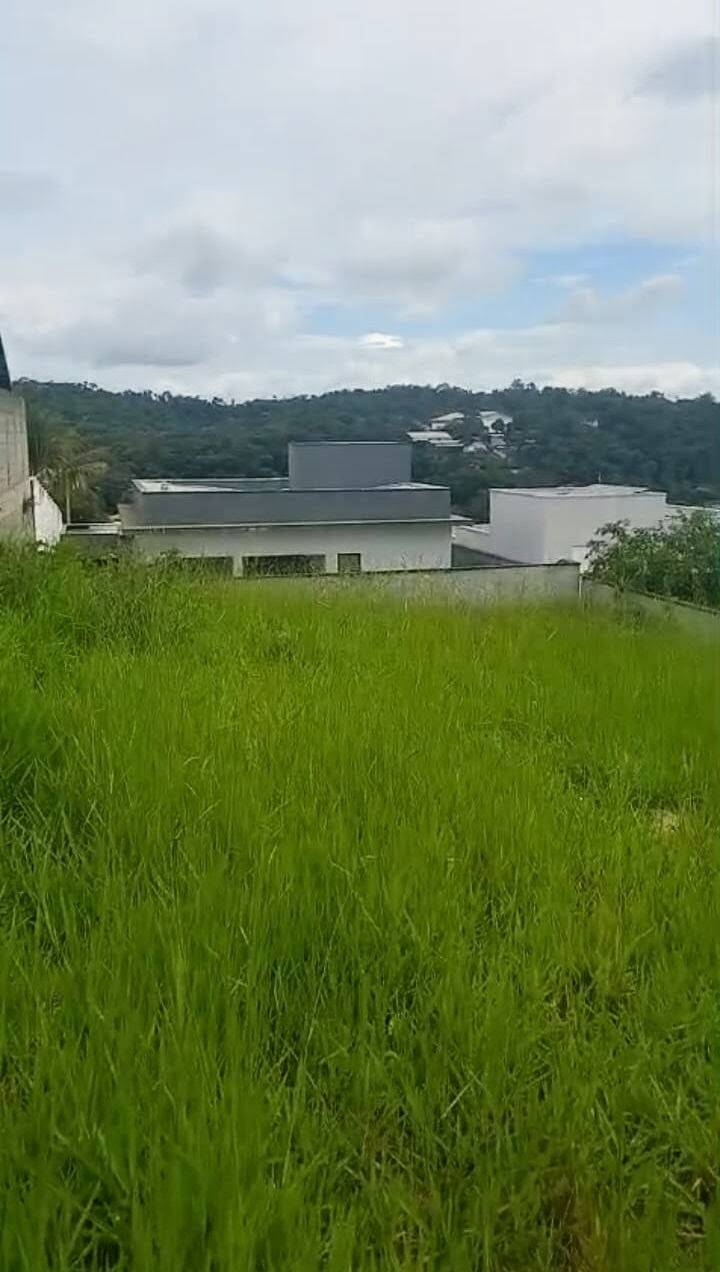 CONDOMÍNIO CAMBARÁH - AT 525m² - EXCELENTE TOPOGRAFIA