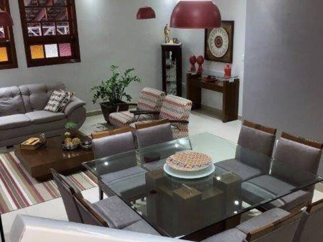 Casa para Venda em Jundiaí - 2