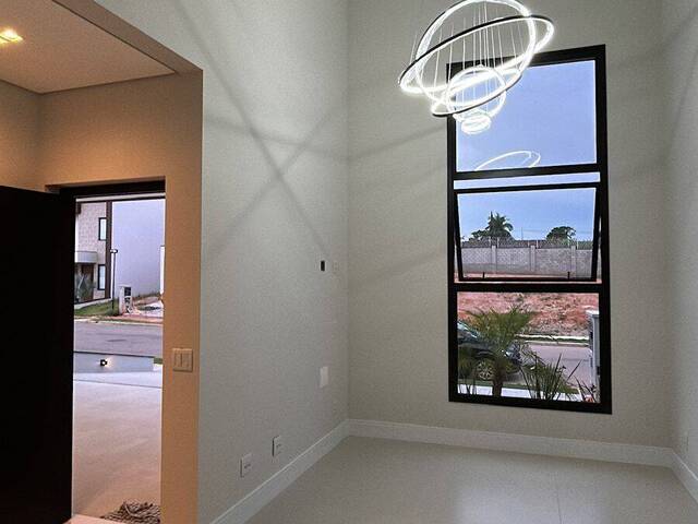 Casa em condomínio para Venda em Jundiaí - 4