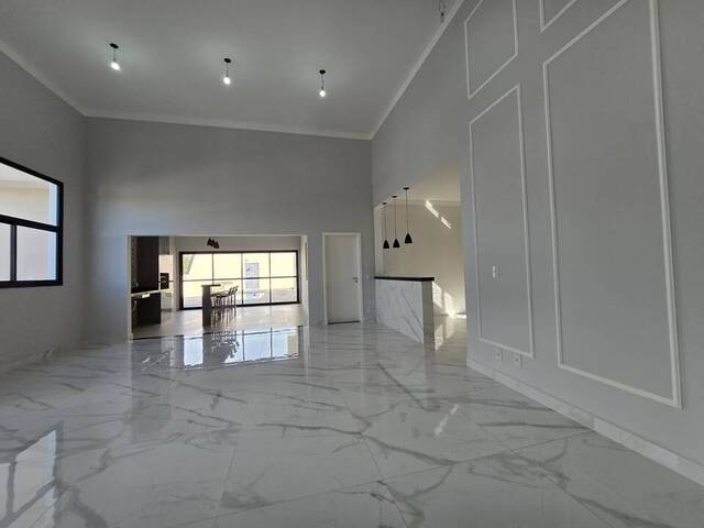 #83957SH - Casa em condomínio para Venda em Jarinu - SP