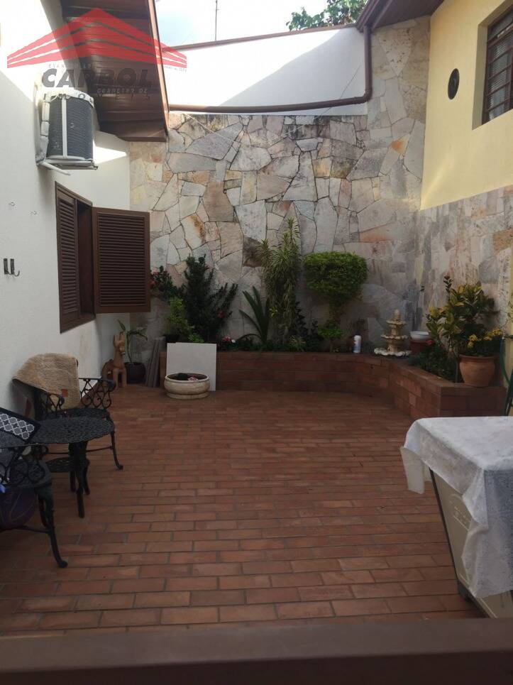 Casa, 3 quartos, 200 m² - Foto 9
