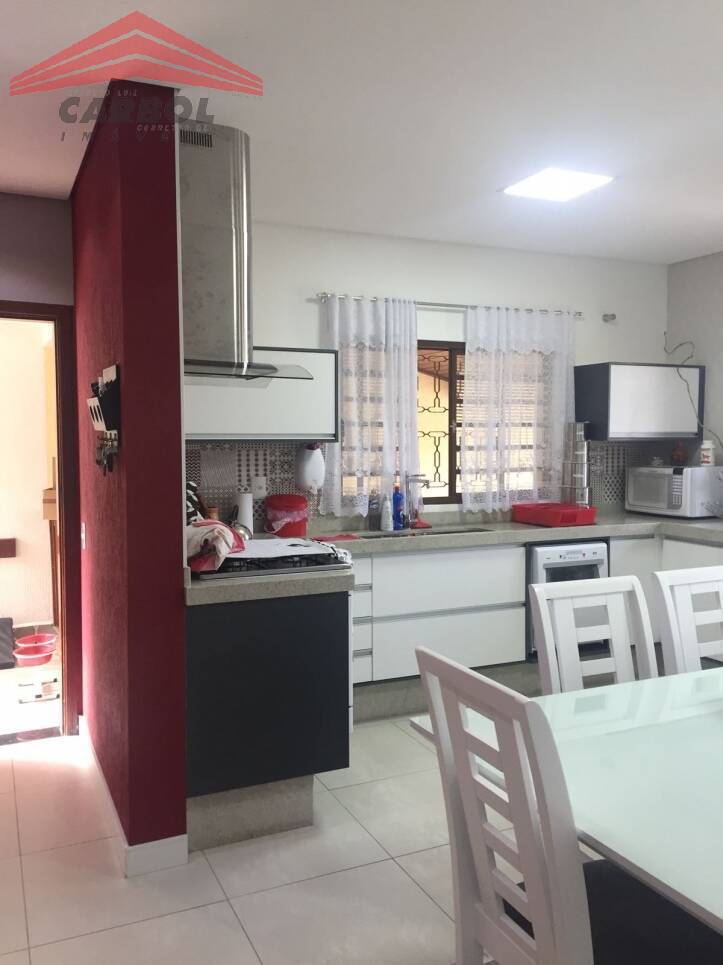 Casa, 3 quartos, 200 m² - Foto 23