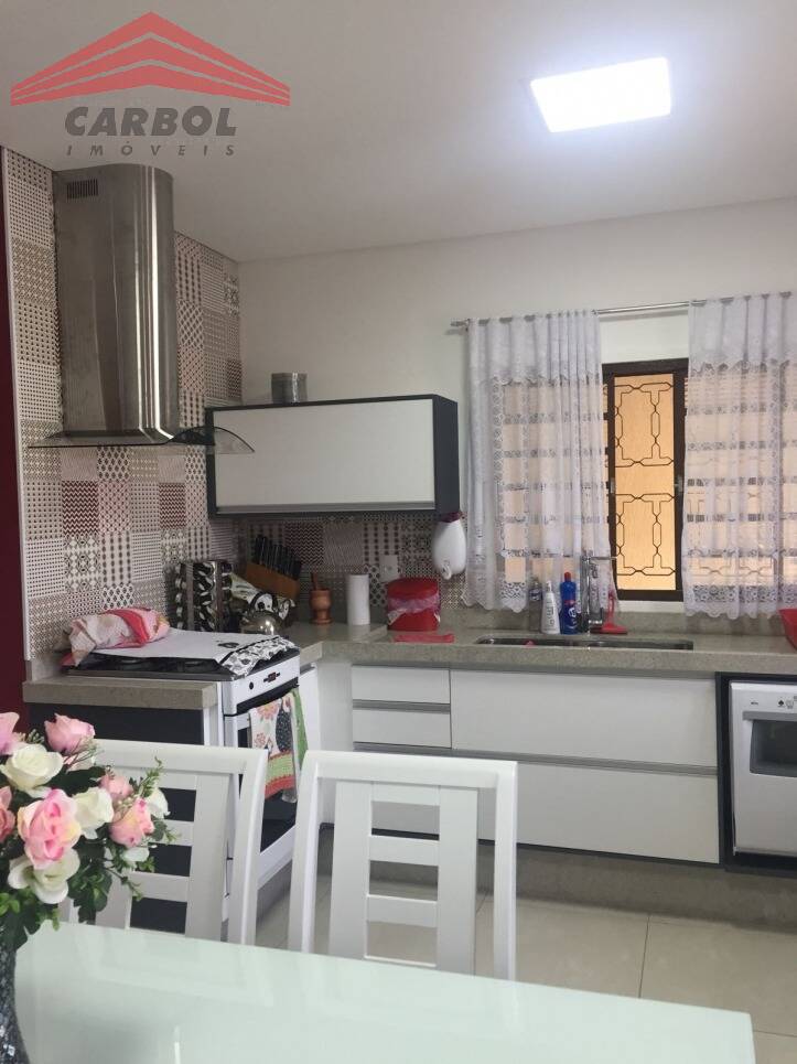 Casa, 3 quartos, 200 m² - Foto 27