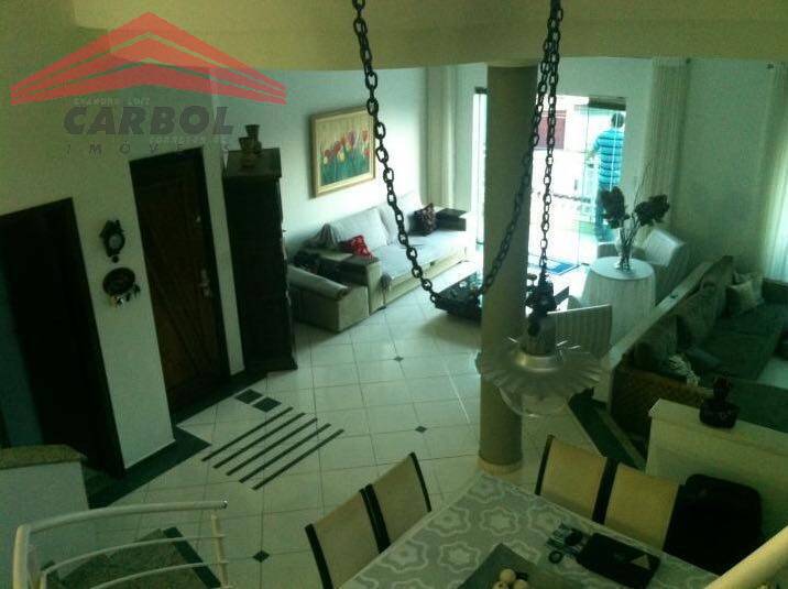 Casa à venda com 4 quartos, 295m² - Foto 2