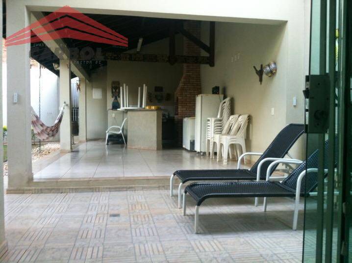 Casa à venda com 4 quartos, 295m² - Foto 28