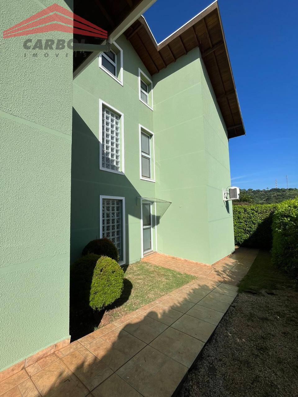 Casa de Condomínio para alugar com 4 quartos, 360m² - Foto 5