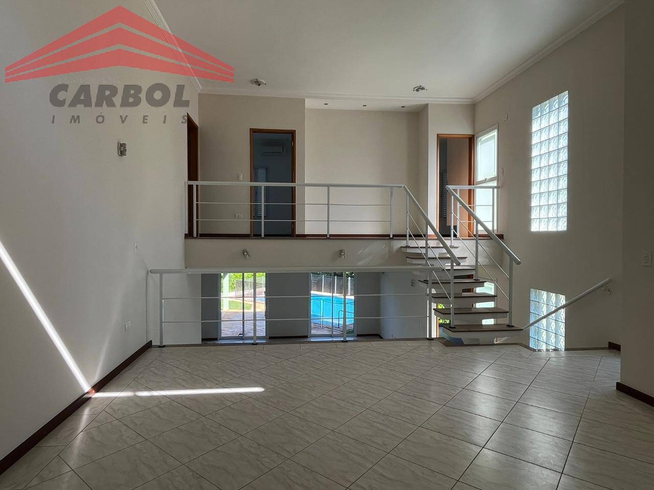 Casa de Condomínio para alugar com 4 quartos, 360m² - Foto 11