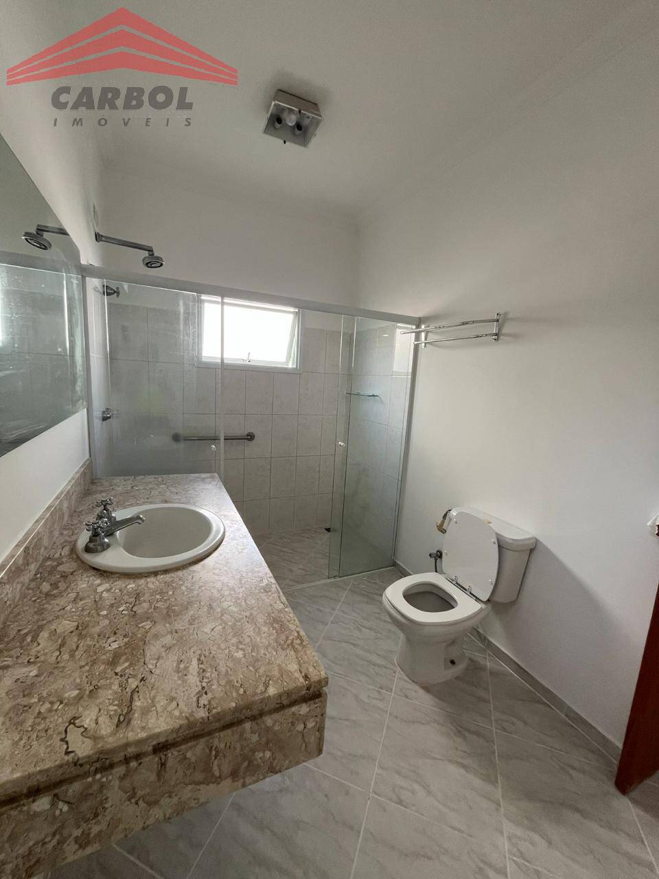 Casa de Condomínio para alugar com 4 quartos, 360m² - Foto 34