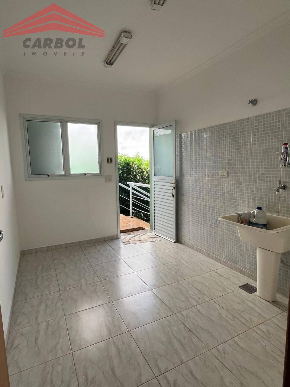 Casa de Condomínio para alugar com 4 quartos, 360m² - Foto 39