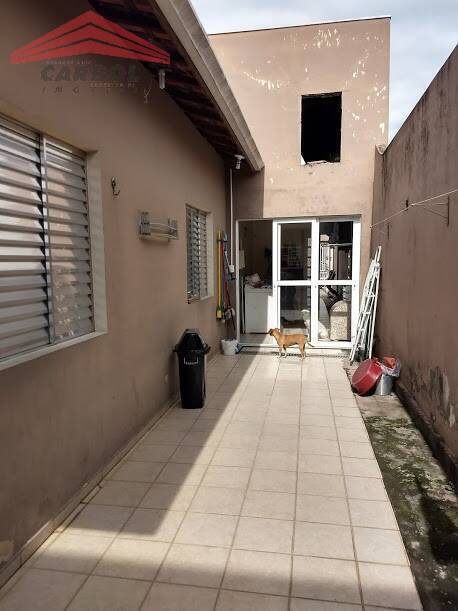 Casa à venda com 3 quartos, 200m² - Foto 19