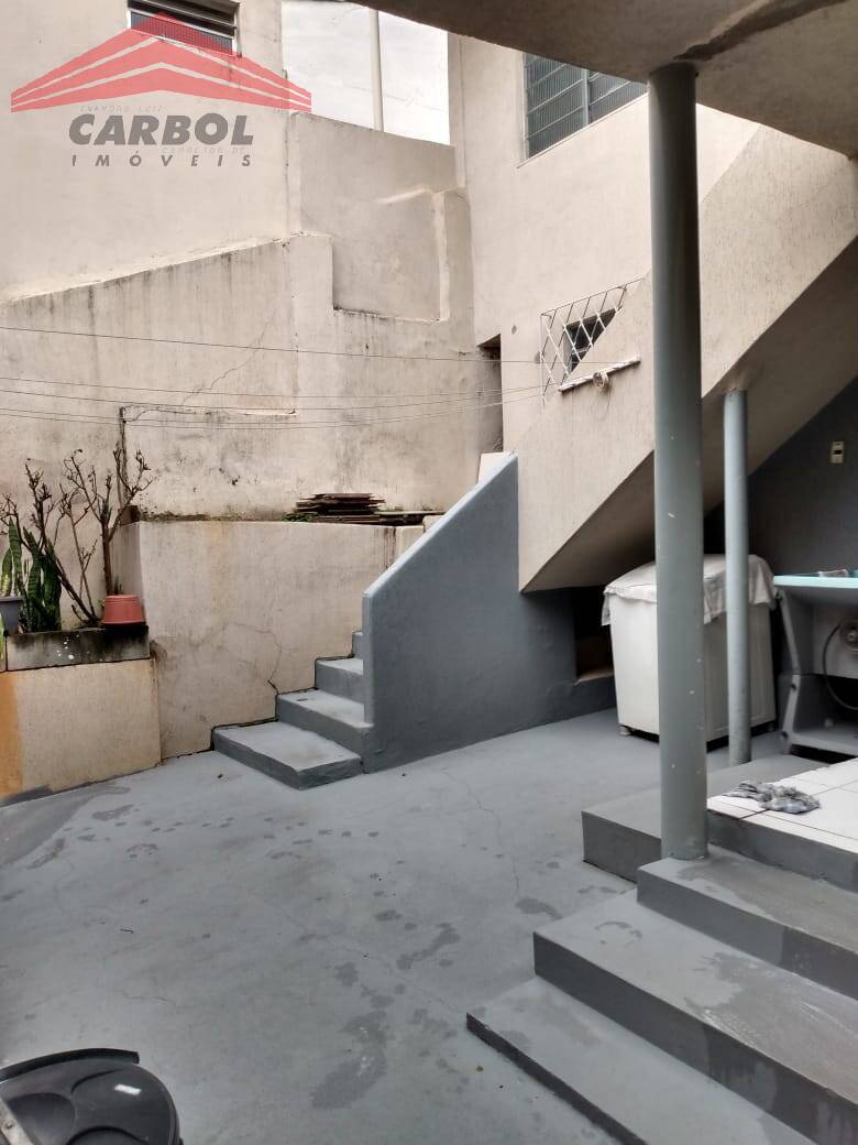 Casa à venda com 3 quartos, 194m² - Foto 14