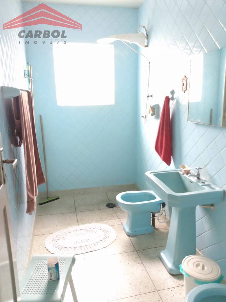 Casa à venda com 3 quartos, 194m² - Foto 29