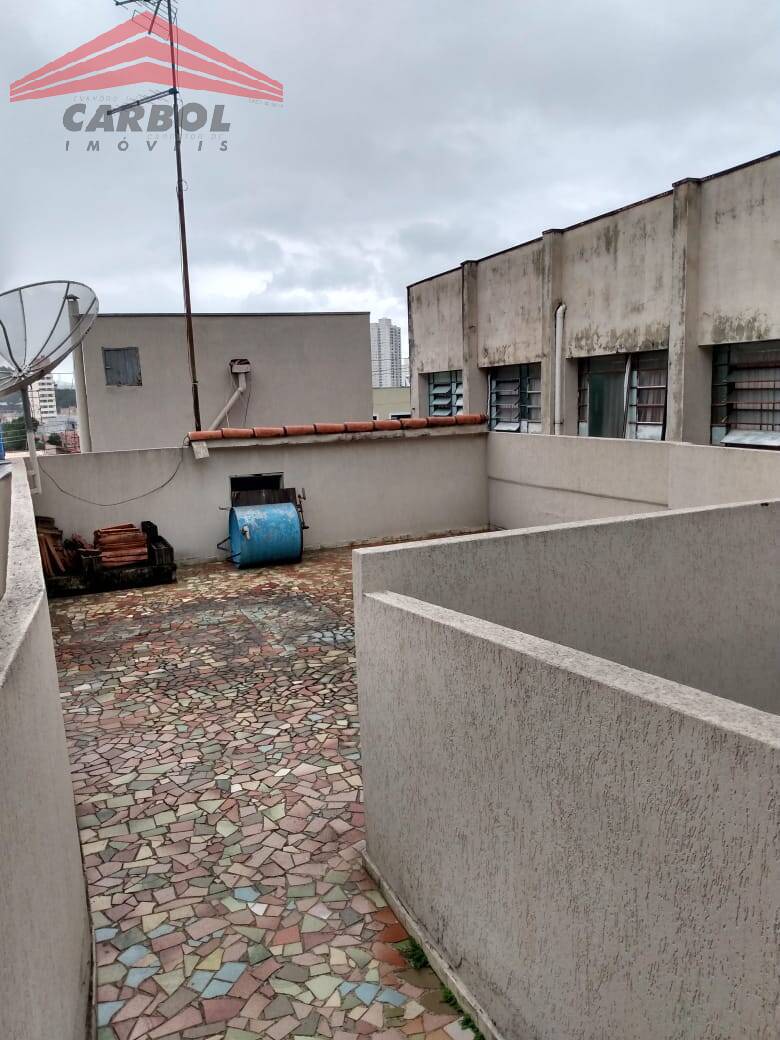 Casa à venda com 3 quartos, 194m² - Foto 32