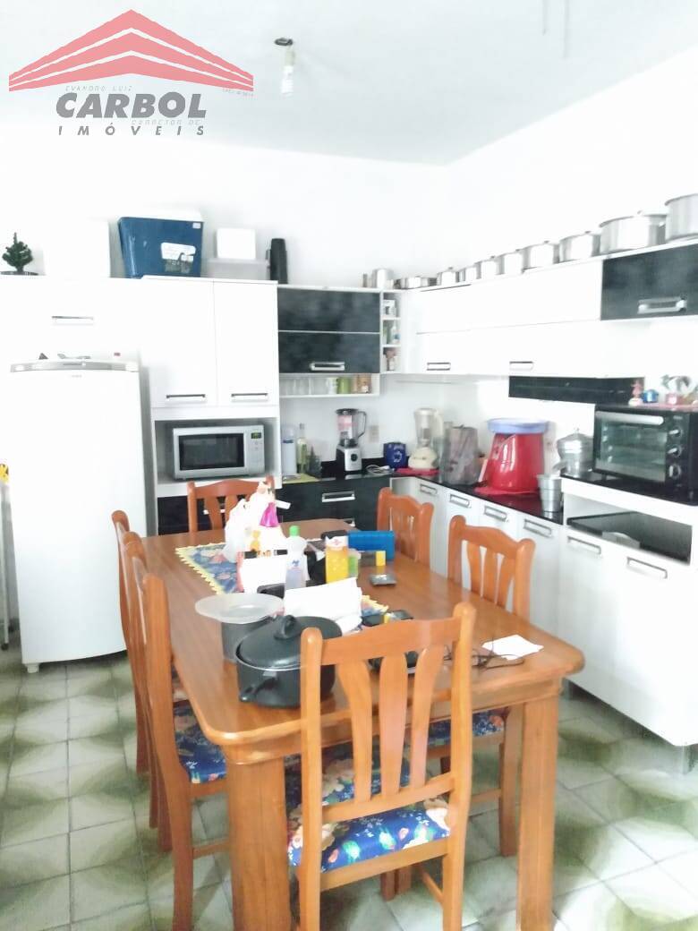 Casa à venda com 3 quartos, 194m² - Foto 22