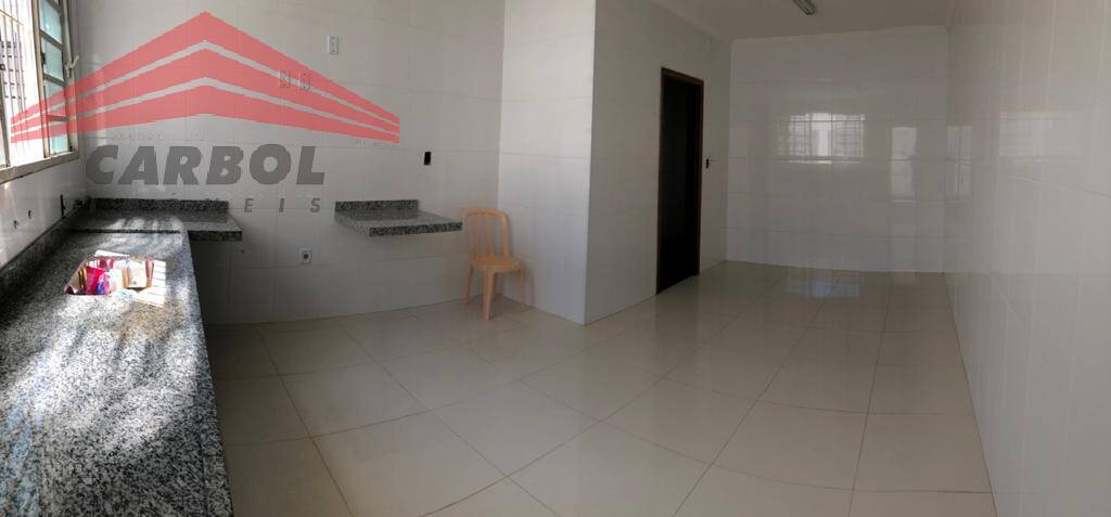 Casa à venda com 3 quartos, 203m² - Foto 12