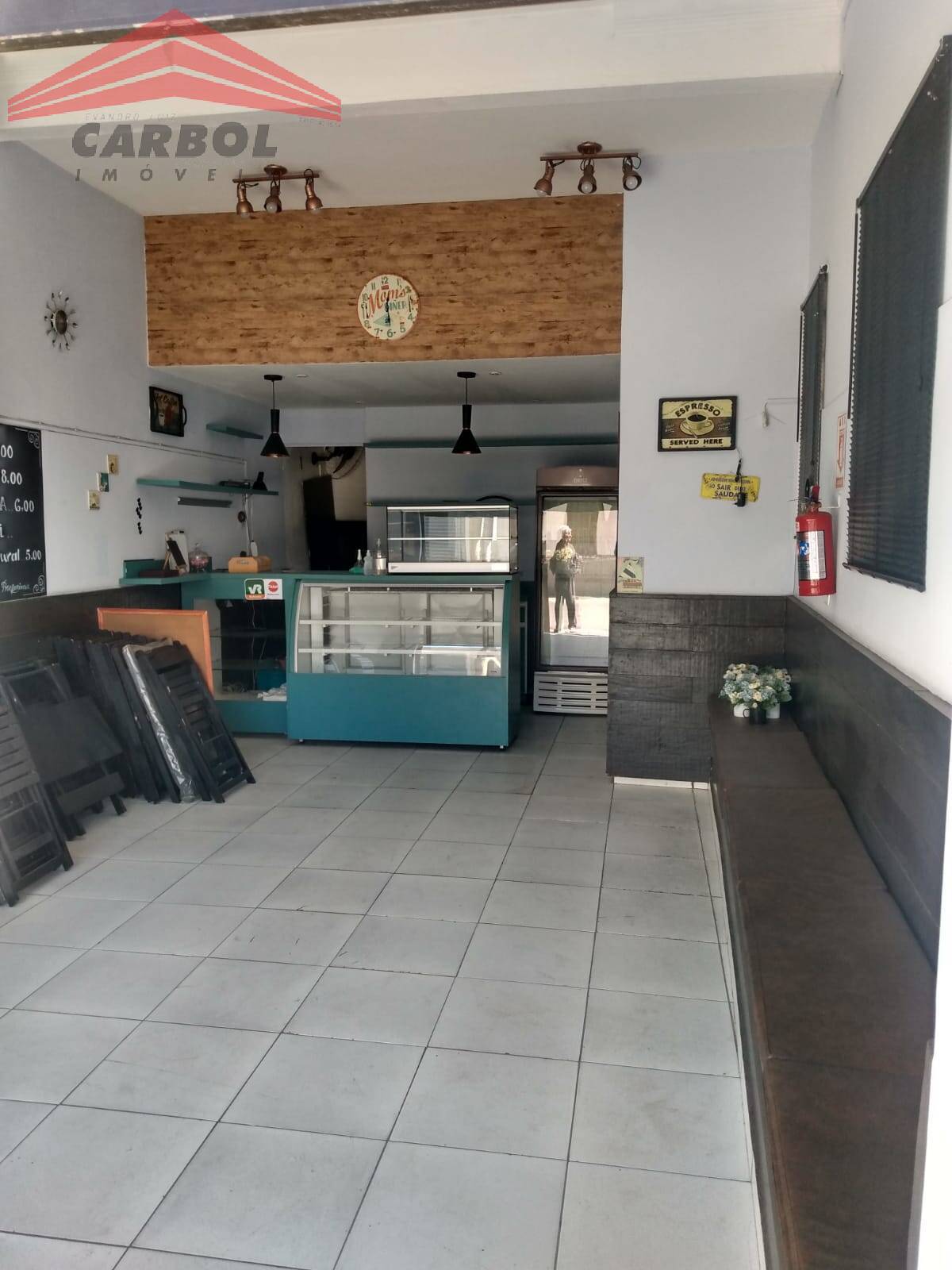 Casa à venda com 3 quartos, 194m² - Foto 3
