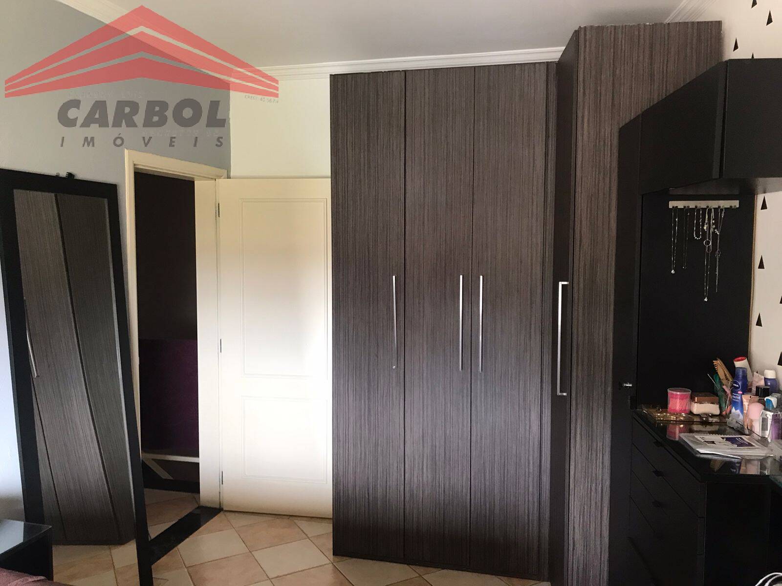 Casa, 3 quartos, 245 m² - Foto 18