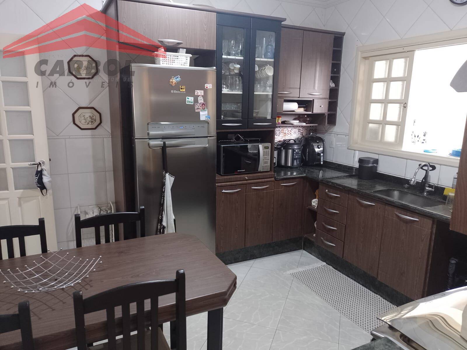 Casa, 3 quartos, 245 m² - Foto 10