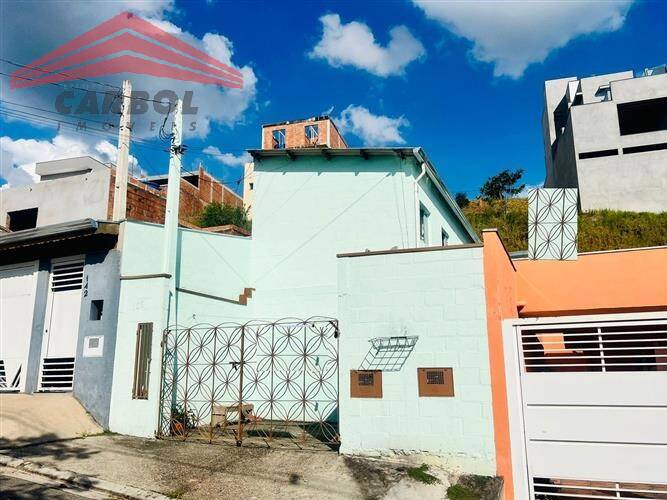 Casa à venda com 2 quartos, 157m² - Foto 1