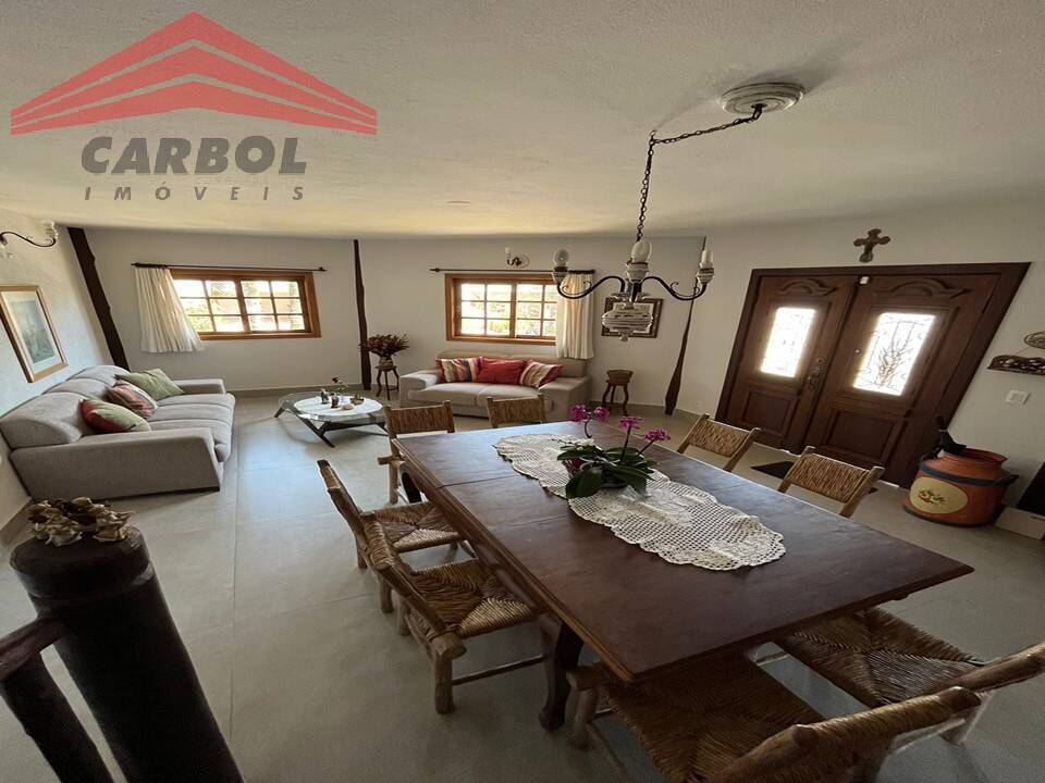 Casa de Condomínio à venda com 3 quartos, 216m² - Foto 1