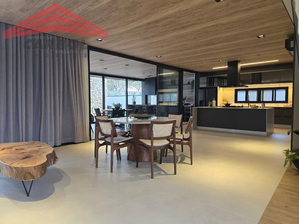 Casa de Condomínio à venda com 3 quartos, 400m² - Foto 5