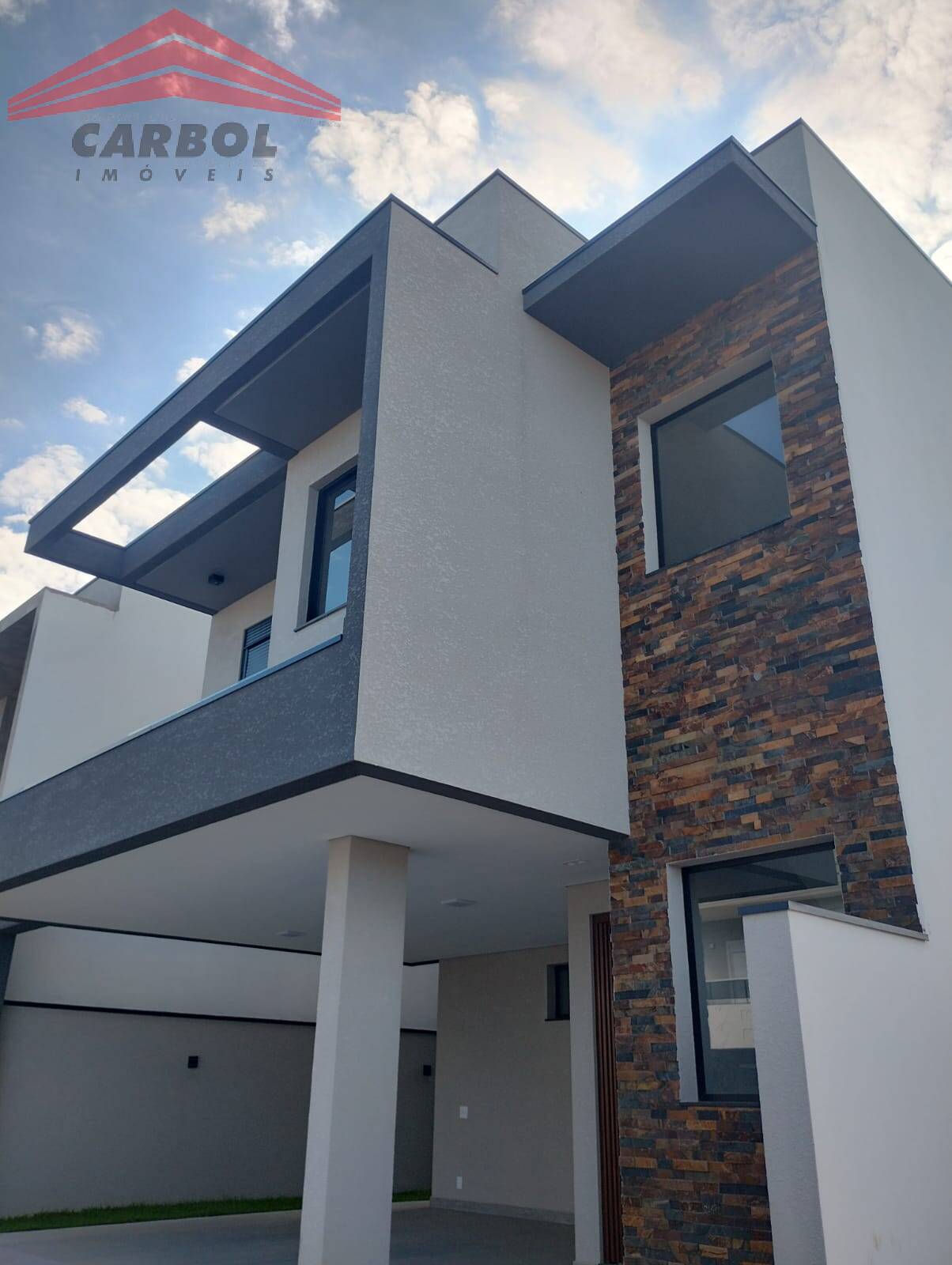 Casa de Condomínio à venda com 3 quartos, 215m² - Foto 3
