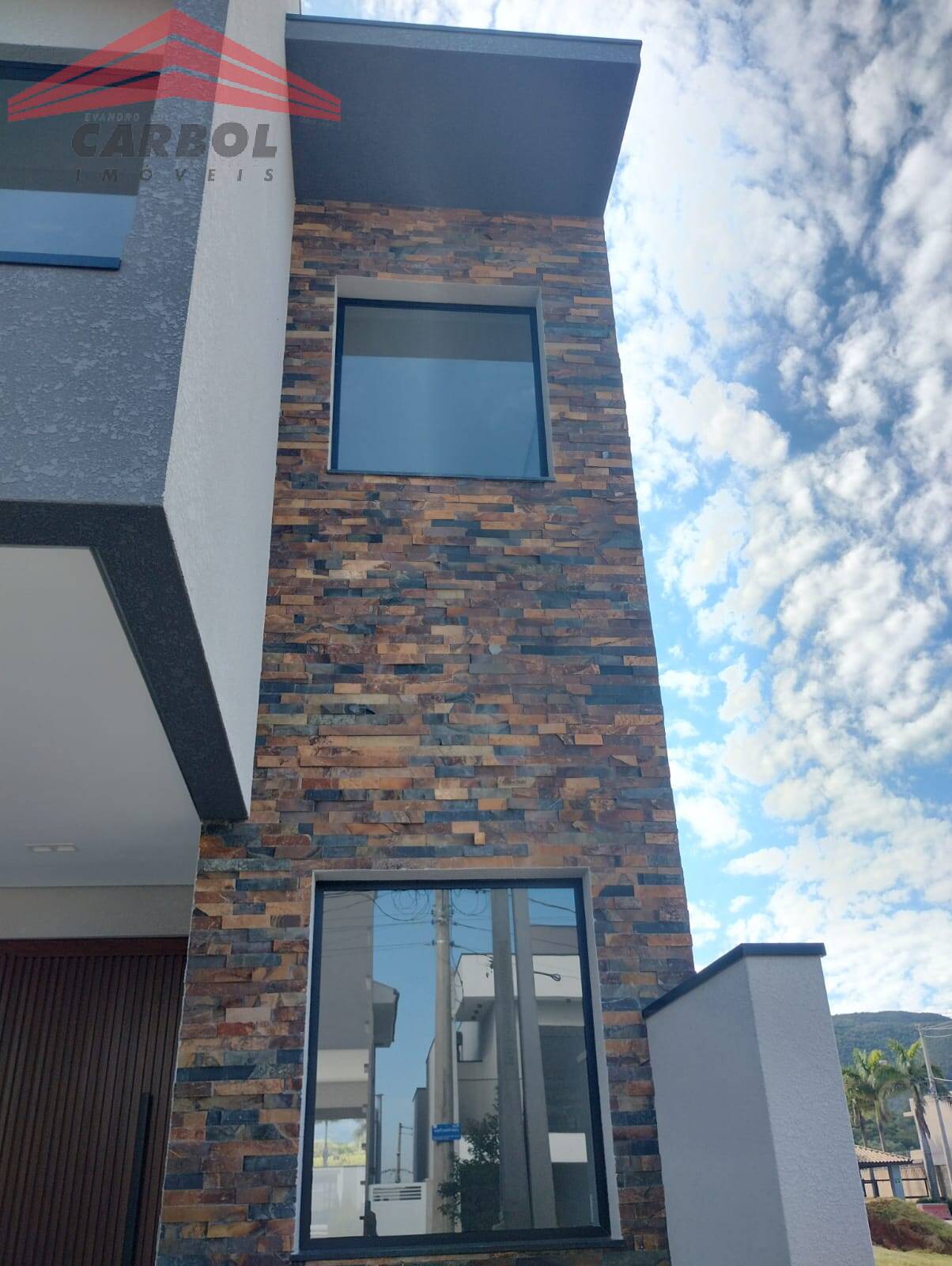 Casa de Condomínio à venda com 3 quartos, 215m² - Foto 6
