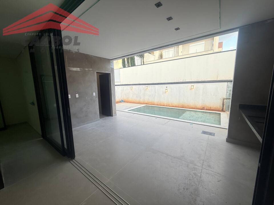 Casa de Condomínio à venda com 3 quartos, 222m² - Foto 5