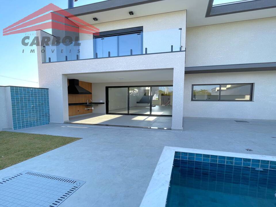Casa de Condomínio à venda com 3 quartos, 215m² - Foto 3
