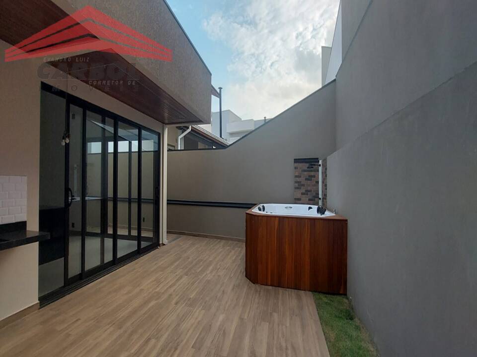 Casa de Condomínio à venda com 3 quartos, 205m² - Foto 3