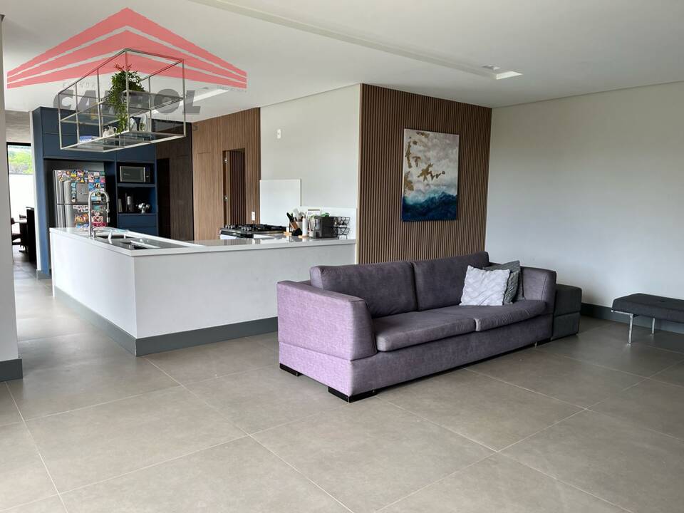 BRISAS JUNDIAÍ - MALOTA - AT 700m² - AC 290m² - 3 SUÍTES - 3 VAGAS