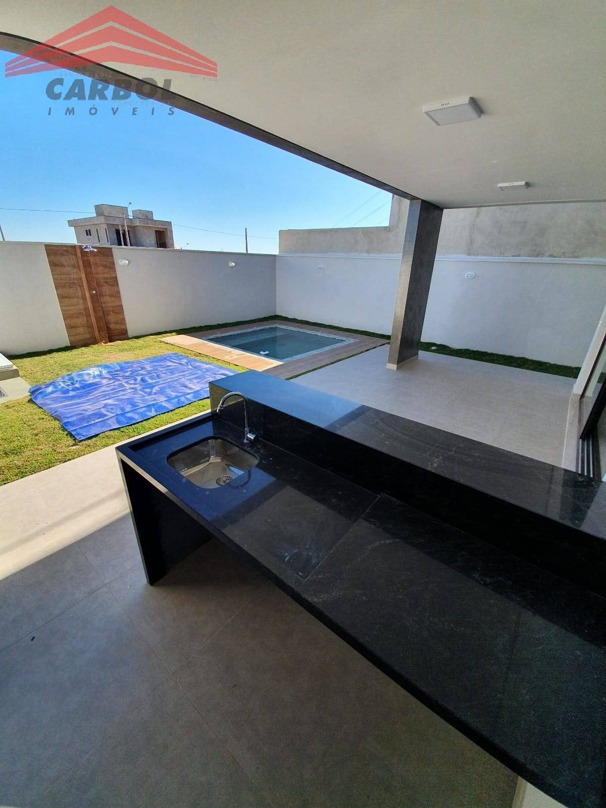 Casa de Condomínio à venda com 3 quartos, 186m² - Foto 2